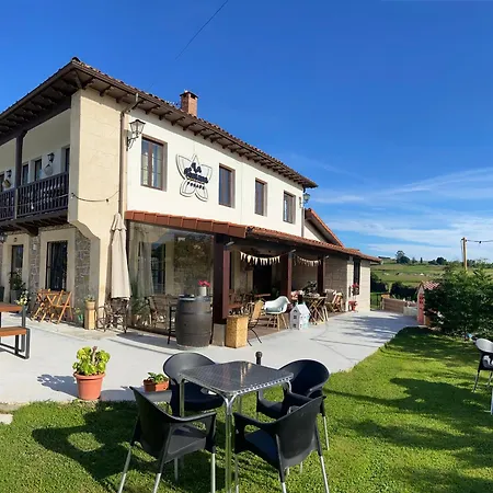 Pensión La Fontana 5*